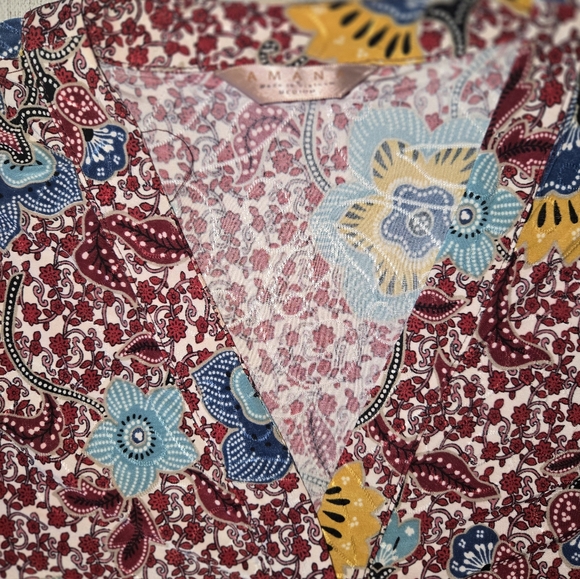 AMANA Women’s Floral Long Sleeve Top - Size M - Picture 3 of 9